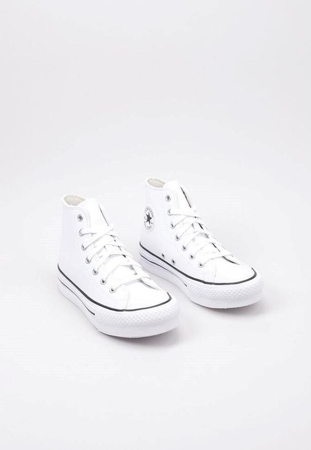 Tenisówki Converse Model Chuck Taylor All Star Lift Platform Leather Kolor Biały. Okazja: na co dzień. Kolor: biały. Materiał: skóra. Obcas: na platformie. Model: Converse All Star