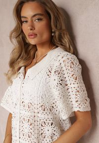 Renee - Biała Ażurowa Koszula z Krótkimi Rękawami Keikain. Kolor: biały. Materiał: jeans, tkanina. Długość rękawa: krótki rękaw. Długość: krótkie. Wzór: ażurowy #5