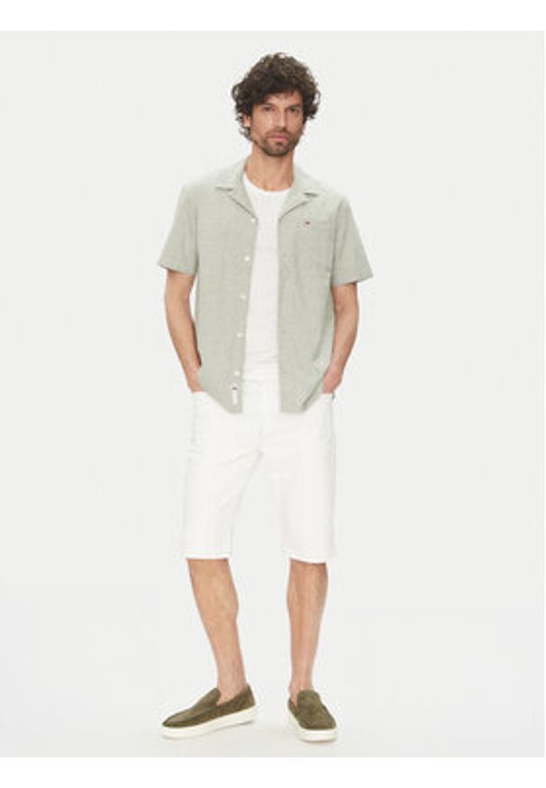 Tommy Jeans Koszula DM0DM20895 Zielony Regular Fit. Kolor: zielony. Materiał: bawełna