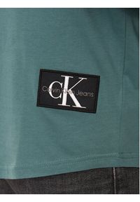 Calvin Klein Jeans T-Shirt J30J323482 Zielony Regular Fit. Kolor: zielony. Materiał: bawełna