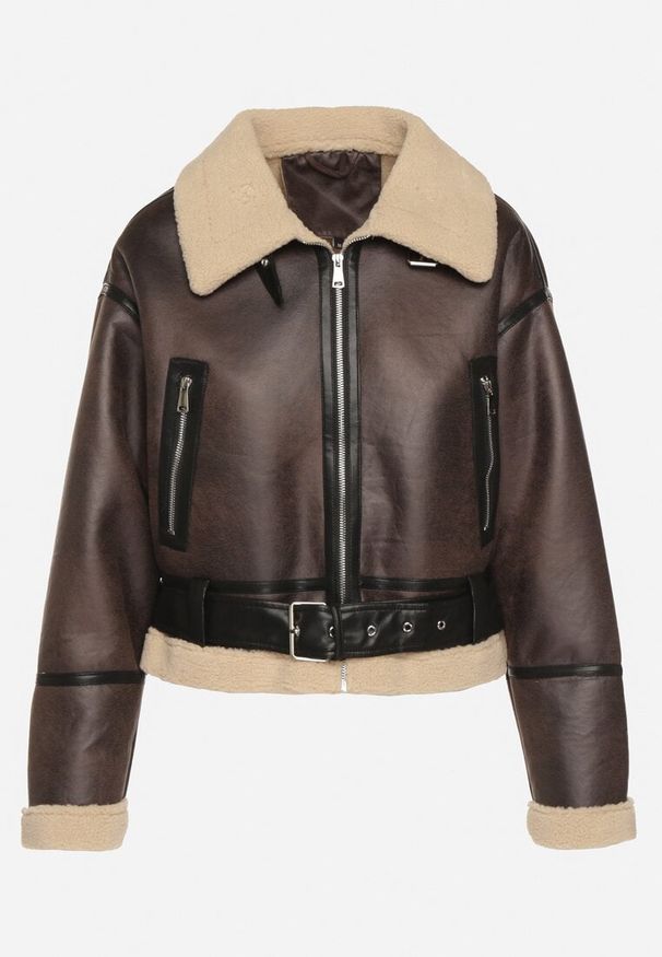 Born2be - Brązowa Kurtka Biker z Kożuszkiem i Paskiem z Klamerką Zenile. Okazja: na co dzień. Kolor: brązowy. Materiał: poliester, jeans, dzianina. Wzór: aplikacja. Styl: rockowy, elegancki, casual, klasyczny