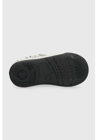 Geox sneakersy dziecięce x Disney kolor biały. Kolor: biały. Materiał: skóra, guma. Wzór: motyw z bajki #3