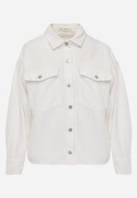 Born2be - Biała Bawełniana Kurtka Jeansowa o Koszulowym Kroju na Napy Yrelola. Okazja: na co dzień, do pracy. Kolor: biały. Materiał: jeans, bawełna. Długość: długie. Styl: casual, klasyczny #7