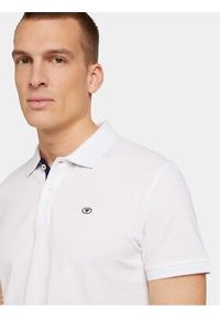 Tom Tailor Polo 1027713 Biały Regular Fit. Typ kołnierza: polo. Kolor: biały. Materiał: bawełna #8