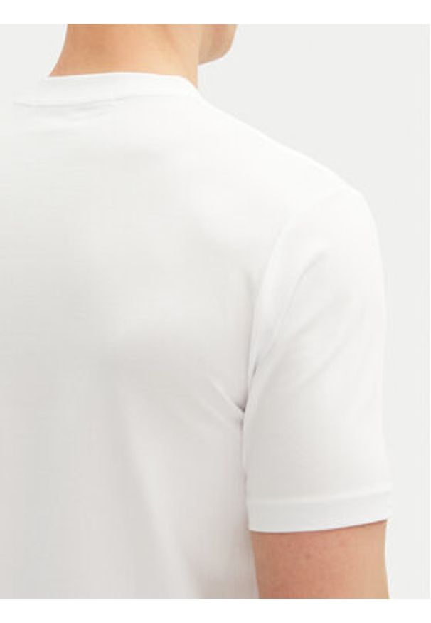 Karl Lagerfeld - KARL LAGERFELD T-Shirt 755400 552235 Biały Regular Fit. Typ kołnierza: dekolt w karo. Kolor: biały. Materiał: bawełna