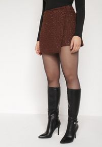 Born2be - Brązowe Spódnico-Szorty z Wełną i Cekinami Fedara. Okazja: na co dzień. Kolor: brązowy. Materiał: wełna. Styl: klasyczny, casual #1