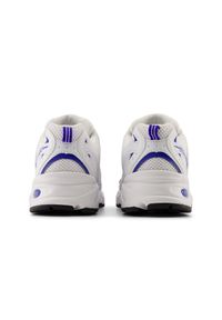 Buty unisex New Balance U530CSJ – białe. Kolor: biały. Materiał: syntetyk, materiał. Szerokość cholewki: normalna. Sezon: lato. Sport: turystyka piesza #4