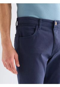 Wrangler - MĘSKIE SPODNIE WRANGLER GREENSBORO NAVY 112378468 #2
