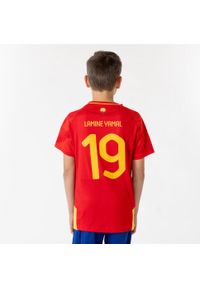 REAL FEDERACIÓN ESPAÑOLA DE FÚTBOL - Koszulka domowa Hiszpanii dla dzieci - Lamine Yamal. Kolor: czerwony. Materiał: poliester. Sport: piłka nożna