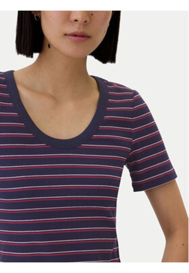 GAP - Gap T-Shirt 541064-02 Granatowy Regular Fit. Kolor: niebieski. Materiał: bawełna