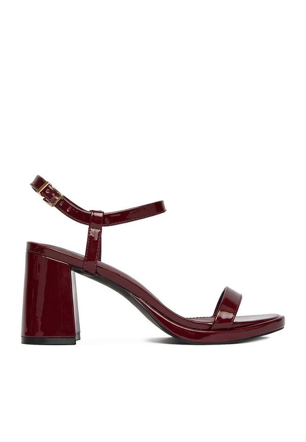Jenny - Sandały JENNY. Kolor: czerwony