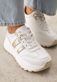 Born2be - Białe Skórzane Sneakersy na Grubej Podeszwie Cezelina. Okazja: na co dzień. Kolor: biały. Materiał: skóra #3