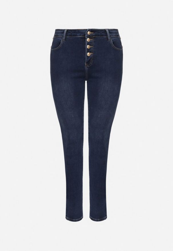 Born2be - Granatowe Jeansy z Bawełny o Dopasowanym Kroju z Ozdobnymi Guzikami Neladira. Okazja: na co dzień. Kolor: niebieski. Styl: elegancki, klasyczny, casual