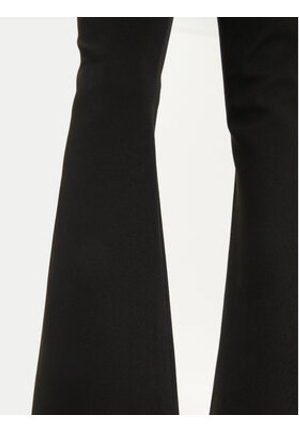 Gina Tricot Spodnie materiałowe 23986 Czarny Flare Fit. Kolor: czarny. Materiał: wiskoza