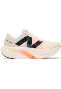 Buty damskie New Balance FuelCell SC Elite V4 WRCELCW4 – beżowe. Kolor: beżowy. Materiał: włókno, materiał, syntetyk, guma. Szerokość cholewki: normalna. Sport: fitness, bieganie