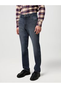 Wrangler Jeansy Greensboro 112370847 Granatowy Straight Fit. Kolor: niebieski