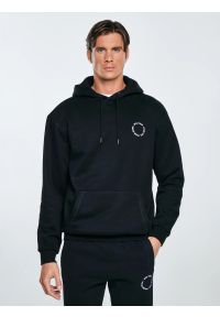 Big-Star - Bluza męska z kapturem czarna Ajrojer 906. Okazja: na co dzień. Typ kołnierza: kaptur. Kolor: czarny. Materiał: jeans, materiał, dzianina. Wzór: haft. Styl: casual