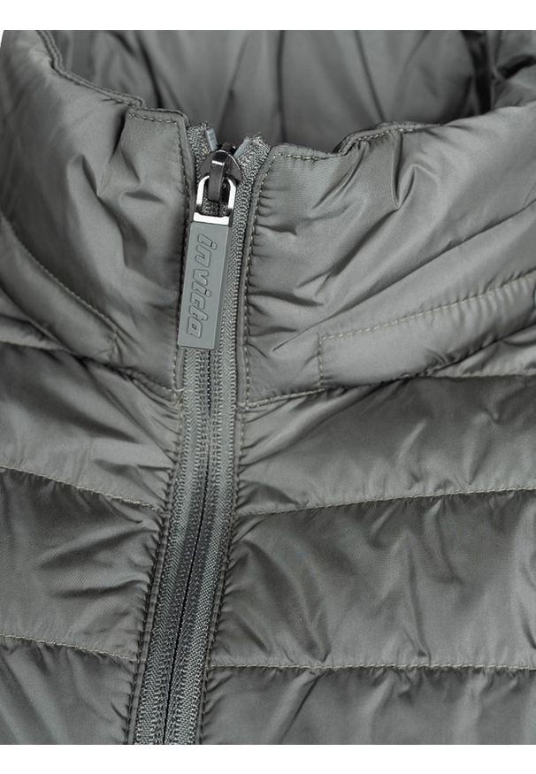 Invicta Kurtka "Light Down" | 4431759/U | Mężczyzna | Khaki. Okazja: na co dzień. Typ kołnierza: kołnierzyk stójkowy. Kolor: brązowy. Materiał: poliamid. Wzór: aplikacja. Styl: casual