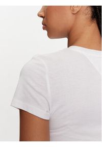 Tommy Jeans T-Shirt Essential DW0DW18397 Biały Slim Fit. Kolor: biały. Materiał: bawełna #5