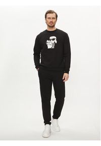 Karl Lagerfeld - KARL LAGERFELD Bluza 705063 542941 Czarny Regular Fit. Typ kołnierza: dekolt w karo. Kolor: czarny. Materiał: bawełna #3