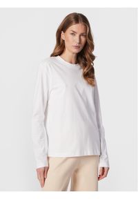 Gina Tricot Bluzka Basic 18488 Biały Regular Fit. Kolor: biały. Materiał: bawełna #1