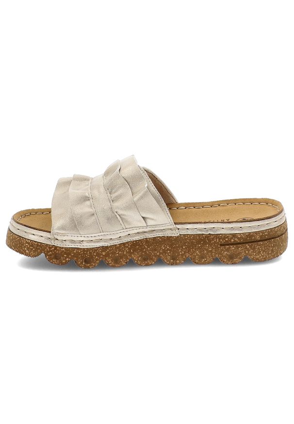 Klapki damskie Rieker, na platformie z eko skóry z wygodnymi wkładkami i ozdobnymi falbanami, beżowe, V8763-60. Kolor: beżowy. Materiał: skóra. Wzór: aplikacja. Sezon: lato. Obcas: na platformie. Styl: elegancki