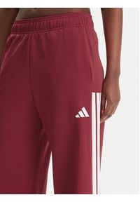 Adidas - adidas Spodnie dresowe House Of Tiro KD4298 Czerwony Wide Leg. Kolor: czerwony. Materiał: bawełna #5