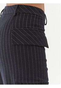 Silvian Heach Spodnie materiałowe CVA23086PA Granatowy Relaxed Fit. Kolor: niebieski. Materiał: syntetyk, wiskoza #5