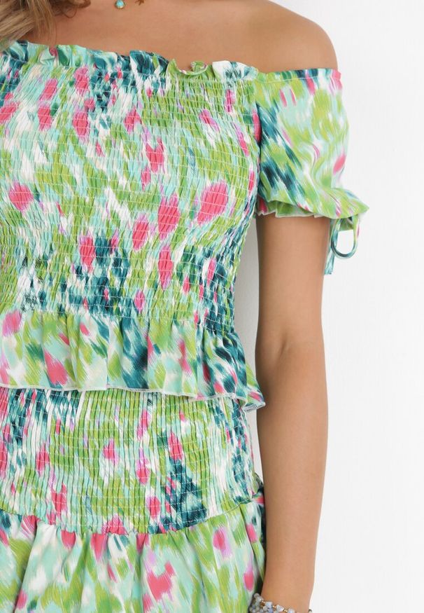 Born2be - Zielony 2-częściowy Komplet Bluzka Hiszpanka i Spódnica z Falbanką Kathis. Kolor: zielony. Materiał: tkanina