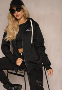 Renee - Czarna Rozpinana Bluza z Dodatkiem Bawełny z Kapturem i Polarem Tadela. Okazja: na co dzień. Typ kołnierza: kaptur. Kolor: czarny. Materiał: bawełna, polar. Styl: casual, elegancki #5