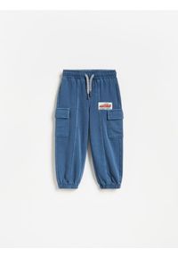 Reserved - Spodnie jogger cargo - niebieski. Kolor: niebieski. Materiał: bawełna, dzianina #1