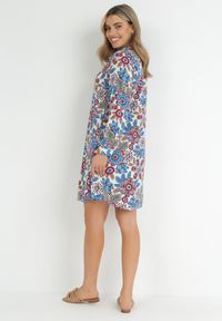 Born2be - Niebieska Sukienka Koszulowa w Kwiaty z Kieszeniami Eborene. Kolor: niebieski. Materiał: wiskoza, tkanina. Wzór: kwiaty. Typ sukienki: koszulowe. Długość: mini #2