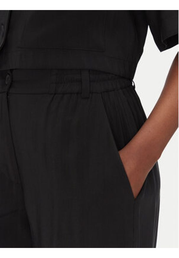 ACCESS FASHION Spodnie materiałowe 53-5112-405 Czarny Regular Fit. Kolor: czarny. Materiał: syntetyk