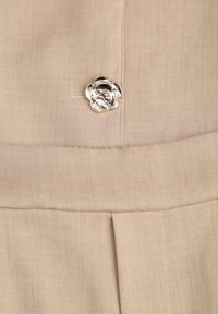 Born2be - Beżowy Komplet Garniturowy z Bawełną Kamizelka i Szerokie Spodnie Sererissa. Kolor: beżowy. Materiał: bawełna #6