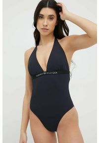 TOMMY HILFIGER - Tommy Hilfiger jednoczęściowy strój kąpielowy kolor czarny lekko usztywniona miseczka. Kolor: czarny. Materiał: poliester
