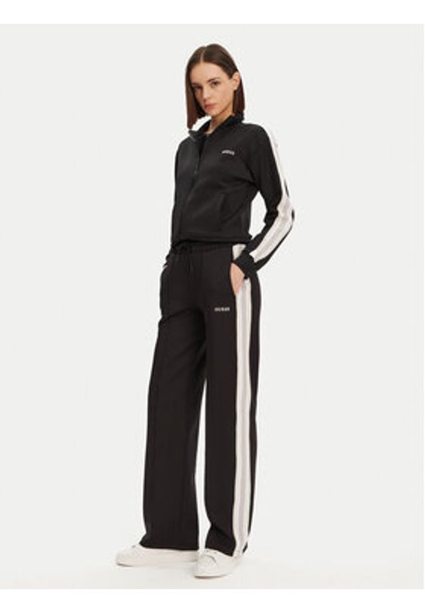 Guess Bluza V5GQ18 KCRU2 Czarny Regular Fit. Kolor: czarny. Materiał: syntetyk