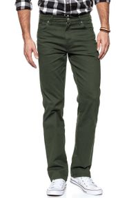 Wrangler - WRANGLER SPODNIE MĘSKIE TEXAS MOSS GREEN W121TA221 #1