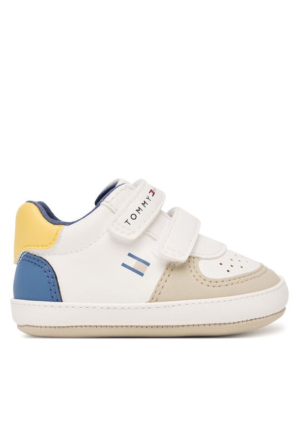 TOMMY HILFIGER - Sneakersy Tommy Hilfiger. Kolor: biały