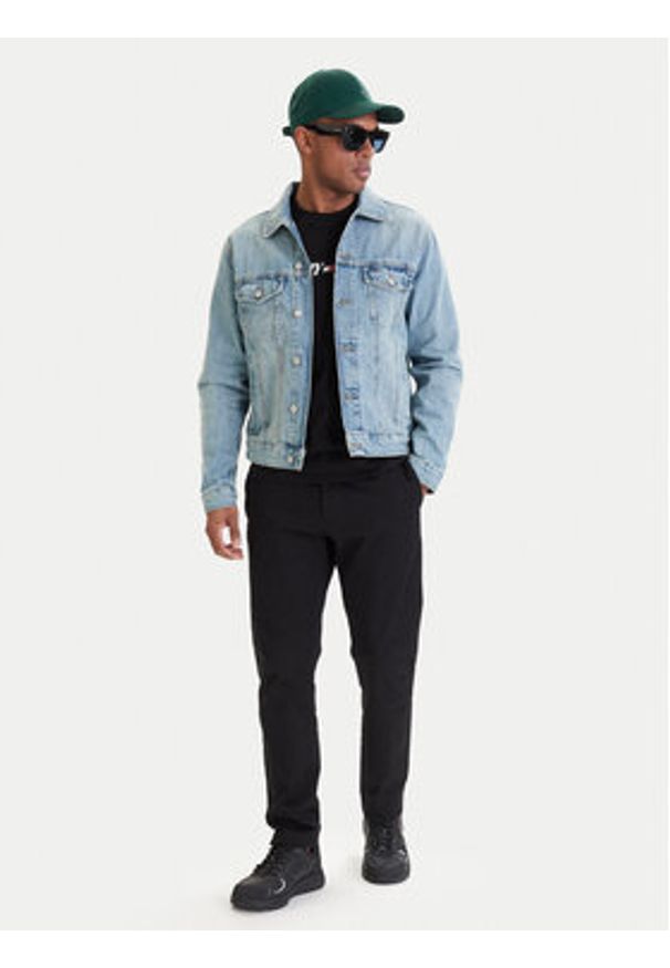 Tommy Jeans Kurtka jeansowa Ryan DM0DM23002 Błękitny Regular Fit. Kolor: niebieski. Materiał: bawełna