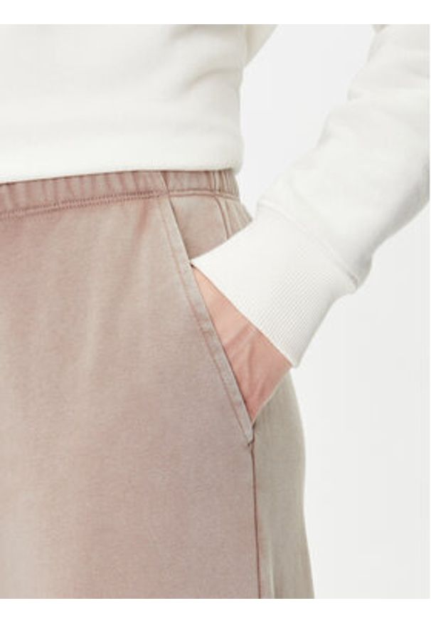 GAP - Gap Spodnie dresowe 732776-10 Beżowy Wide Leg. Kolor: beżowy. Materiał: bawełna