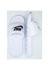 Klapki damskie Nike Victori One Slide. Kolor: biały, wielokolorowy, beżowy. Materiał: materiał, syntetyk