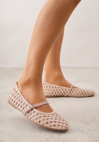 Renee - Różowe Balerinki z Ażurowym Wzorem i Paskiem Astethera. Okazja: na co dzień. Zapięcie: pasek. Kolor: różowy. Materiał: jeans. Wzór: ażurowy. Styl: casual, elegancki #7