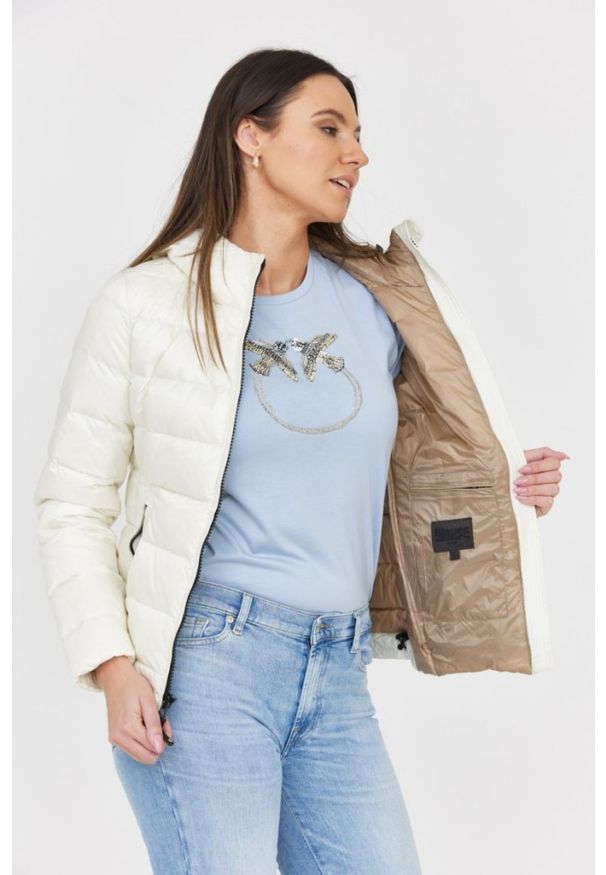 Blauer USA - BLAUER Puchowa kurtka ecru damska z kapturem Claudia fashion down jacket with hood, Rozmiar S. Typ kołnierza: kaptur. Kolor: biały. Materiał: puch