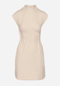 Born2be - Beżowa Sukienka z Prążkowanej Dzianiny o Taliowanym Kroju z Półgolfem Ivarinae. Okazja: na co dzień, na spotkanie biznesowe. Kolor: beżowy. Materiał: dzianina, prążkowany. Długość rękawa: bez rękawów. Styl: biznesowy, casual, elegancki #3