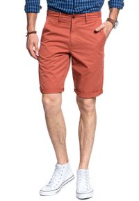 Wrangler - SPODENKI MĘSKIE WRANGLER CHINO SHORTS SPICE W14MLL89T. Materiał: materiał. Wzór: aplikacja #3