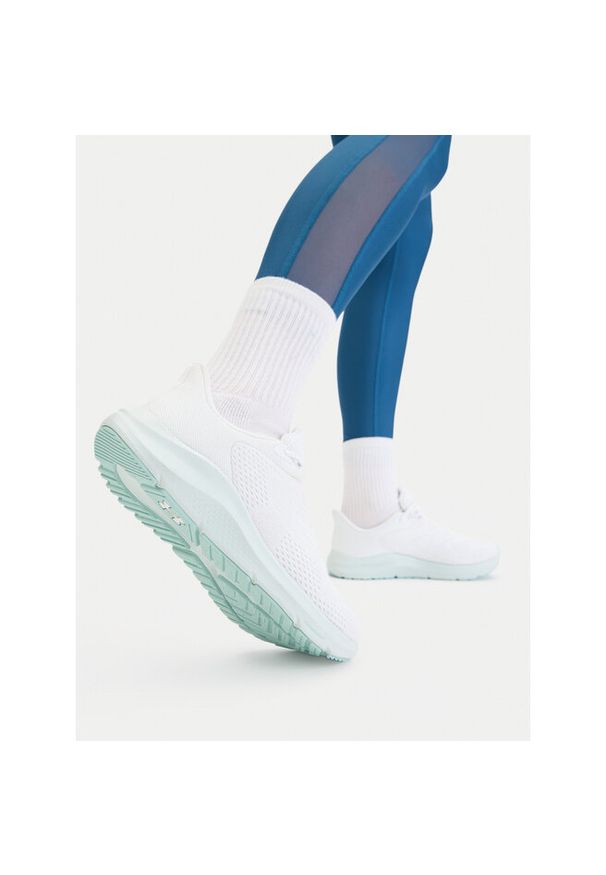 Buty do biegania Under Armour. Kolor: biały