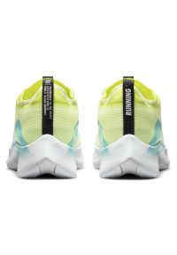 Buty damskie do biegania Nike Zoom Fly 4 CT2401. Materiał: materiał, guma. Szerokość cholewki: normalna. Model: Nike Zoom