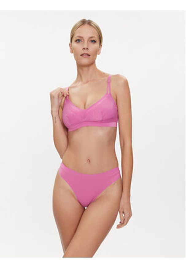 Chantelle Stringi Soft Stretch C11GG0 Różowy. Kolor: różowy. Materiał: syntetyk
