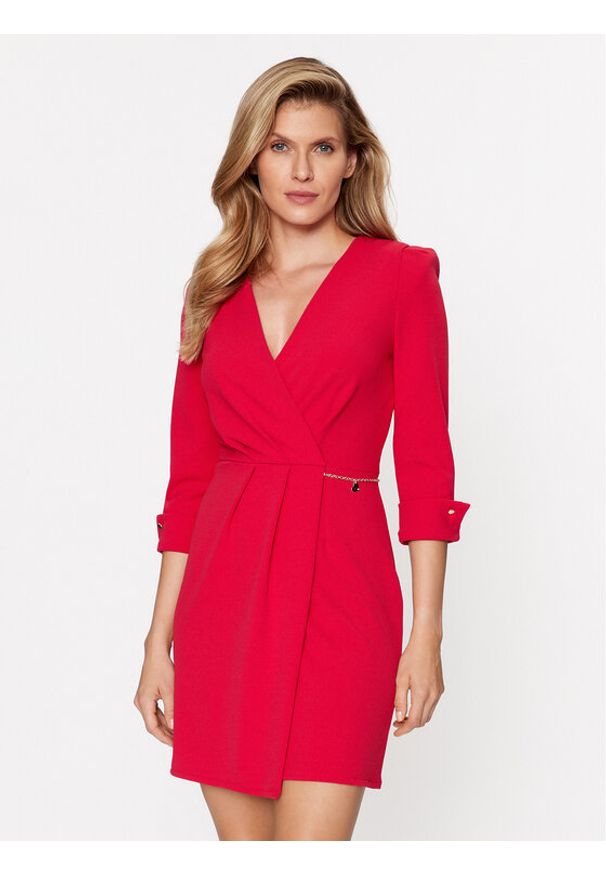 Rinascimento Sukienka koktajlowa CFC0019181002 Różowy Regular Fit. Kolor: różowy. Materiał: syntetyk. Styl: wizytowy