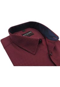 Modini - Bordowa koszula w białe kropki i z granatowymi kontrastami Y11. Typ kołnierza: kołnierzyk klasyczny. Kolor: biały, wielokolorowy, czerwony, niebieski. Materiał: bawełna, poliester, tkanina. Długość: długie. Wzór: kropki. Styl: klasyczny #1